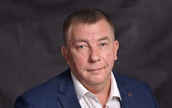 Александр Волков принимает сегодня поздравления