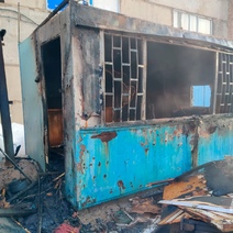 В Оренбурге на пожаре в бытовом вагончике погиб мужчина (18+)