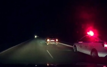 В Бузулуке инспекторы стреляли по колёсам машины нетрезвого лихача