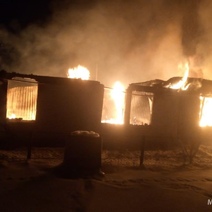 В Шарлыкском районе на пожаре три человека погибли и еще два пострадали (18+)