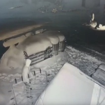 В Оренбурге мужчина с помощью случайных прохожих украл решетки с окон общества слепых