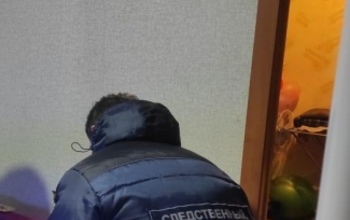 Женщина убила топором своего супруга в Бузулукском районе (18+)