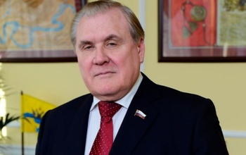 Экс-глава Оренбурга Юрий Мищеряков празднует свой второй день рождения
