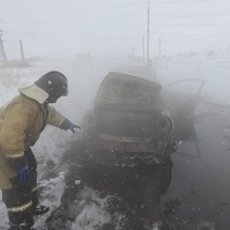В Оренбургском районе из-за нечищеной дороги сгорел Renault Megane
