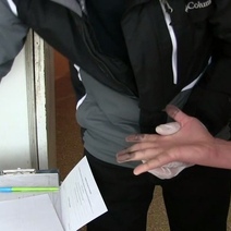 В Бугуруслане ревнивица набросилась на сожителя с ножом (18+)