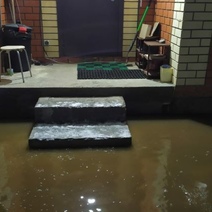 В Весеннем поплыли дома в дачных массивах