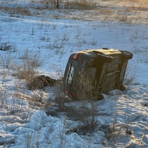 В Ташлинском районе мужчину насмерть сбил автомобиль, когда он вытаскивал из кювета свой (18+)