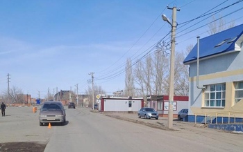 В Оренбурге под колеса Toyota Estima попал трехлетний малыш