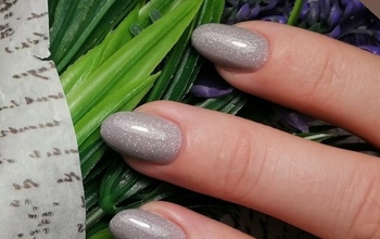 Из-за падения рубля в Оренбургской области растут цены на маникюр и еще ряд услуг