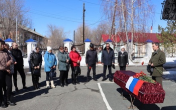 В Оренбургской области простились с погибшими в ходе СВО бойцами ЧВК «Вагнер»