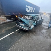 В Новосергиевском районе из-за водителя фуры столкнулись пять автомобилей