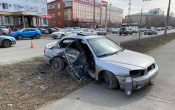 В Оренбурге две женщины не поделили проезжую часть, пострадала девушка-подросток