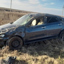 Под Сорочинском автомобиль слетел в кювет, водитель в больнице
