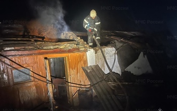 В Оренбурге ночью полыхало три пожара