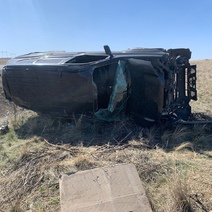 В Орске скончался 72-летний водитель опрокинувшегося Nissan X-Trail (18+)