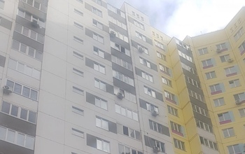В Оренбурге ЖК «Акварель» попала под «бомбардировку» водяными пузырями