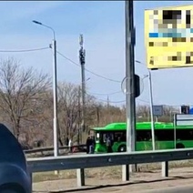 В Оренбурге новенький автобус не доехал до кладбища