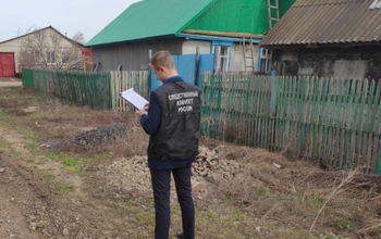 Под Кувандыком мужчина убил знакомого и перетащил его тело к соседним домам (18+)
