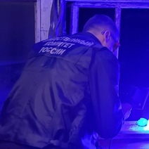 В Илеке мужчина убил знакомого, потому что тот лёг в грязной одежде на его кровать (18+)