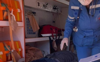 Пьяный житель Оренбурга «нырнул» в овраг с мусором и едва не погиб