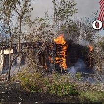 В Шарлыкском районе идёт борьба с ландшафтным пожаром