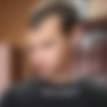 В Орске полицейские задержали подозреваемого в краже ноутбука из магазина