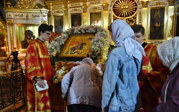 К мощам Георгия Победоносца приложились порядка 10 тысяч оренбуржцев