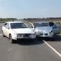 Под Сорочинском при столкновении ВАЗа и Lifan пострадали люди