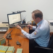 Боялся за детей: у 84-летнего старца из Новосергиевки изъяли целый арсенал оружия