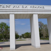 Как выглядит озеленение по-оренбургски за миллионы бюджетных рублей