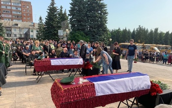 В Оренбургской области простились с погибшими на Украине бойцами