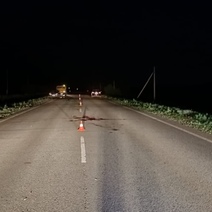 В Бугурусланском районе ночью водитель сбил пешехода в тёмной одежде