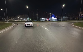 В Оренбурге под колёса «КИА» попала 17-летняя девушка на электросамокате