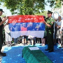 В Оренбургской области простились с погибшими на Украине бойцами