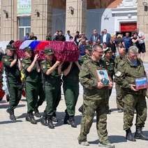 Погибших на Украине бойцов проводили в последний путь в Оренбургской области