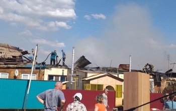 В Оренбургской области сгорел целый барак для нуждающихся