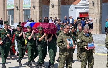 Погибших на Украине бойцов проводили в последний путь в Оренбургской области