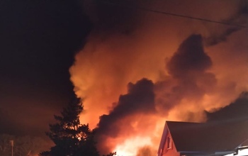 В Орске на пожаре погиб мужчина и пострадала женщина (18+)