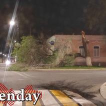 Оренбург борется с последствиями сильного ветра