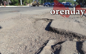 Дорожники ушли вместе с мэром в отпуск?