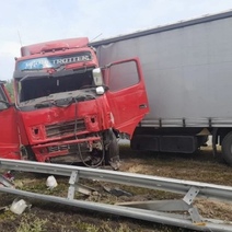 На трассе под Бугурусланом женщина оттолкнула сына с обочины, а сама погибла