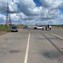 В Бузулукском районе дорогу не поделили сразу три автомобиля, есть пострадавшие