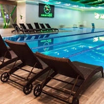 В фитнес-центре, где отравились люди, уверяют, что приставы им мешают