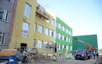 В новую школу на ул. Рокоссовского ученики могут пойти в середине года