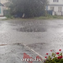 Оренбург накрыло ливнем, который продолжится и завтра