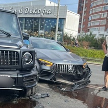 Экс-футболист «Оренбурга» Писарский разбил свой «Мерседес» в Самаре