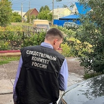 В Соль-Илецке водитель задавил своего родственника после драки (18+)