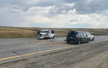 На трассе Оренбург - Орск произошло массовое ДТП с пятью автомобилями