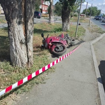 В Орске насмерть разбился мотоциклист (18+)