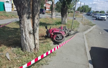 В Орске насмерть разбился мотоциклист (18+)